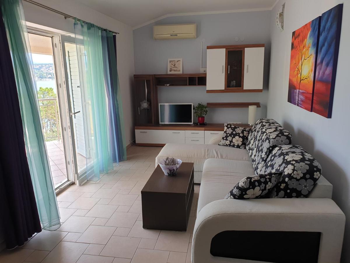 Apartments Mare & Mons Deluxe มาลินสกา ภายนอก รูปภาพ