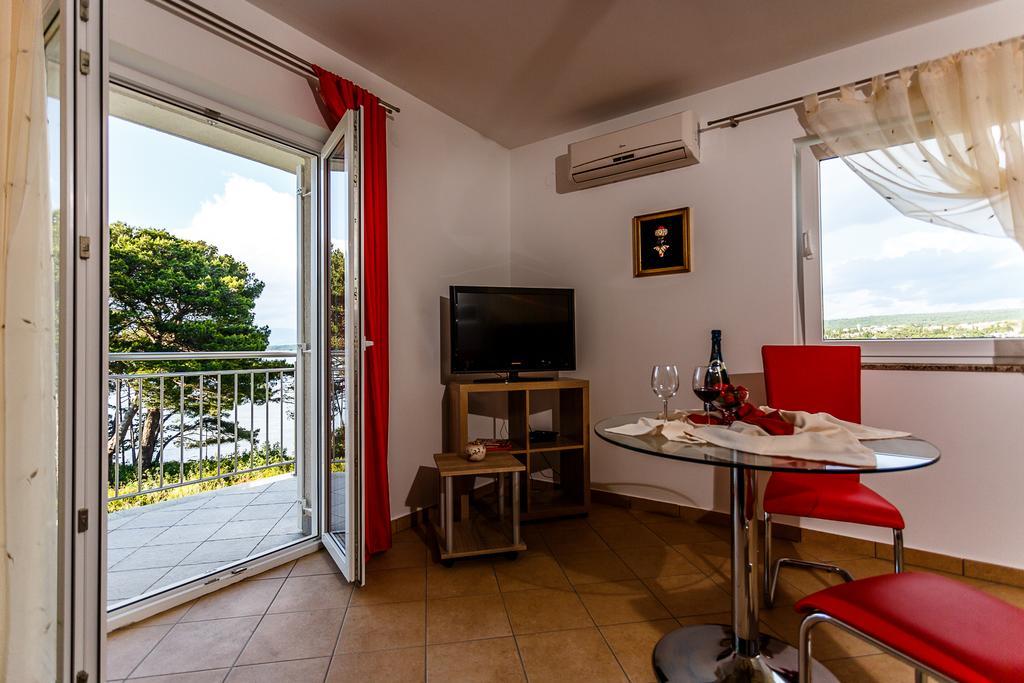 Apartments Mare & Mons Deluxe มาลินสกา ภายนอก รูปภาพ